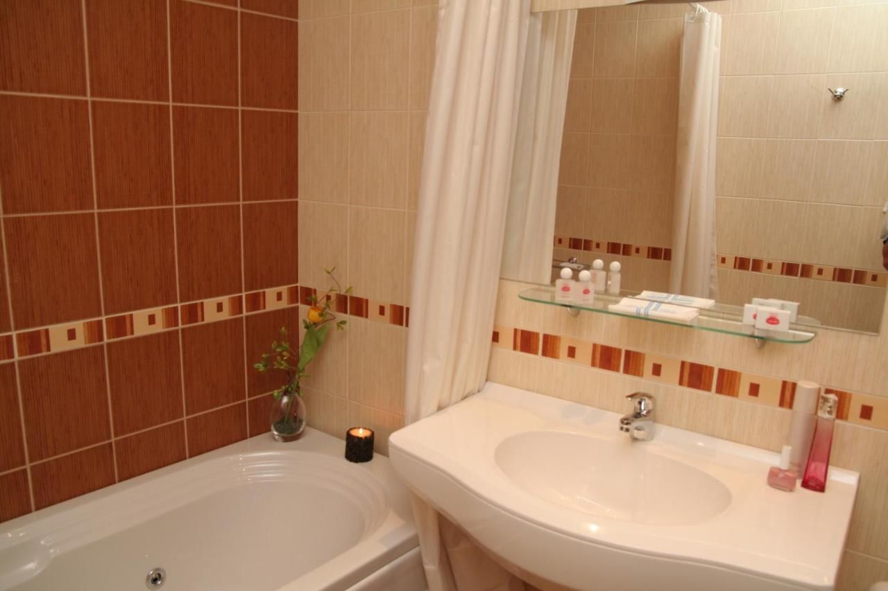 Отель Hotel Real Пловдив-43