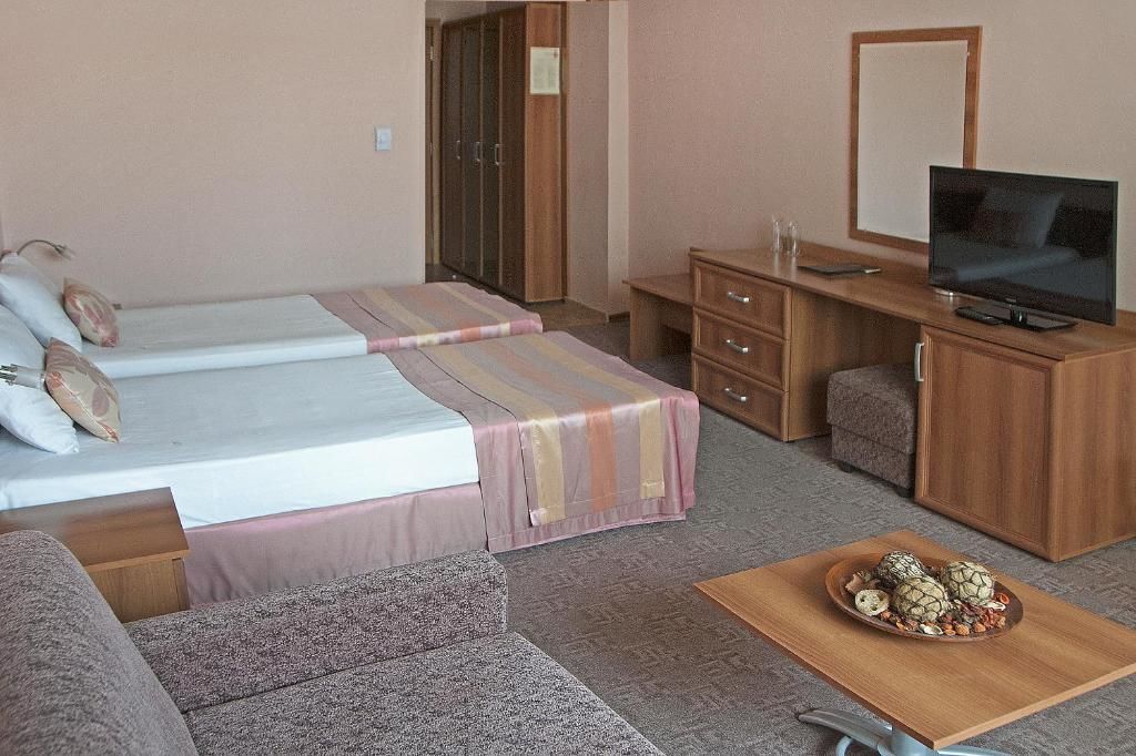 Отель Hotel Real Пловдив