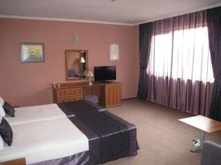 Отель Hotel Real Пловдив Полулюкс-4