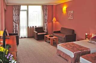 Отель Hotel Real Пловдив Улучшенный полулюкс-10
