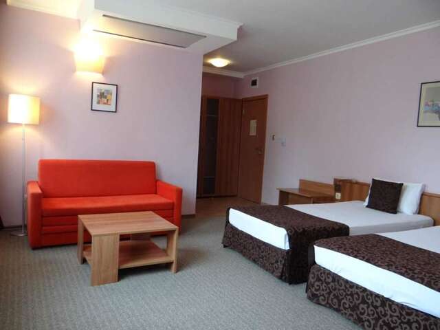 Отель Hotel Real Пловдив-4